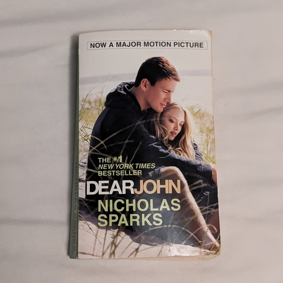 💥 Dear John by Nicholas Sparks Paperback - Picture 1 of 2